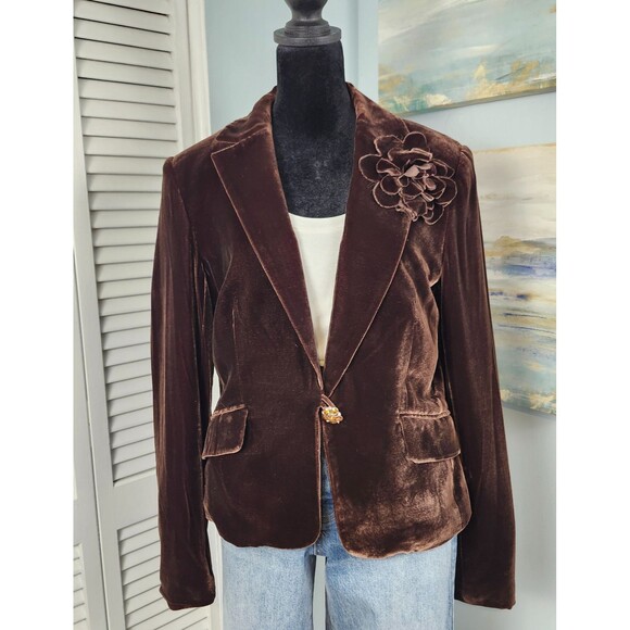 WD-NY Brown Velvet Blazer Gem Button Floral Brooch Silk Blend Size 8 Fitted - Picture 1 of 13